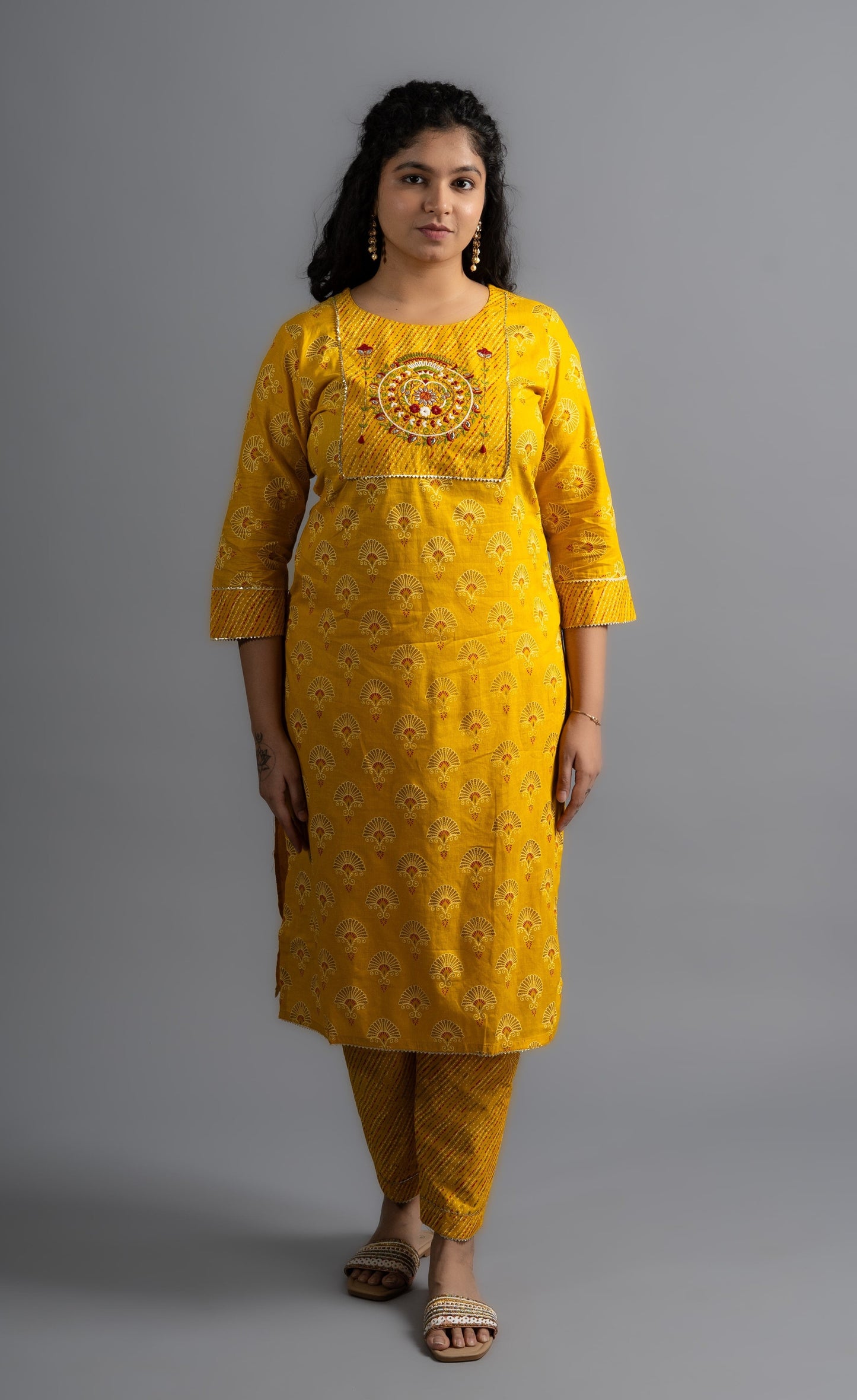 Yellow Cotton Printed Kurta pants with Dupatta (Set of 3)