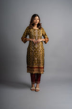 Henna Green  Embroidered Cotton kurta pants with Dupatta (Set of 3)