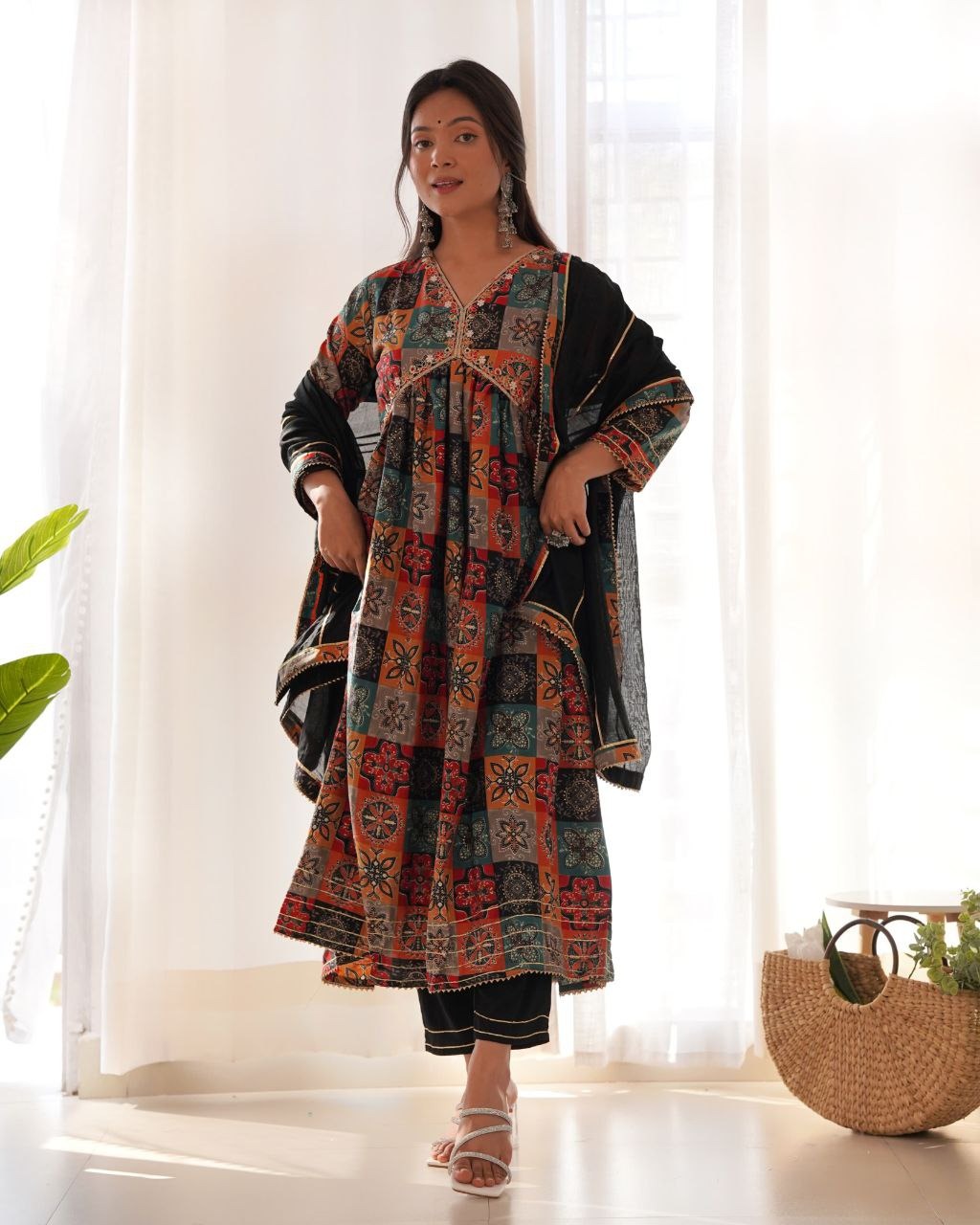 Muslin Printed Nyra Cut Kurta Pant & Dupatta Set