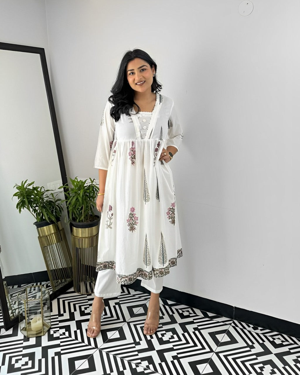 Floral Printed Kurta Pant With Cotton Malmal Dupatta