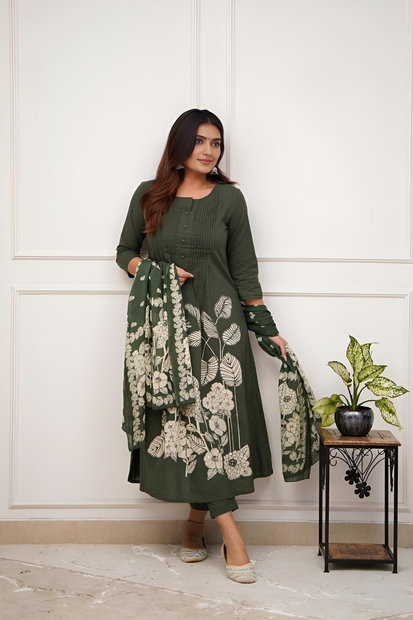 Beautiful Cotton Floral Printed Kurta Pant & Dupatta Set (2 Colors)