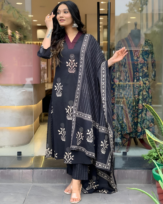 Cotton Block Printed  Embroidered  Kurta Pant With Dupatta (2 Colors)