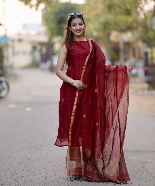 Handloom A Line Kurti With Pant & Linen Dupatta