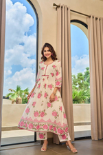Beige Floral Mul Chanderi Kurta Pant Set