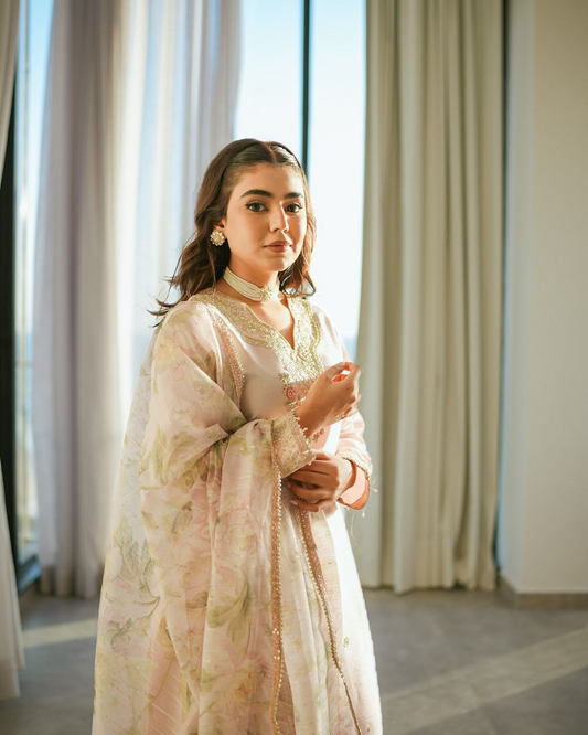 Ivory Shimmery Embroidered Crepe Kurta Plazzao With Chinon Dupatta