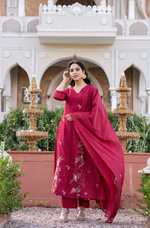 Crimson Mul Chanderi Thread Embroidered Anarkali Suit Set