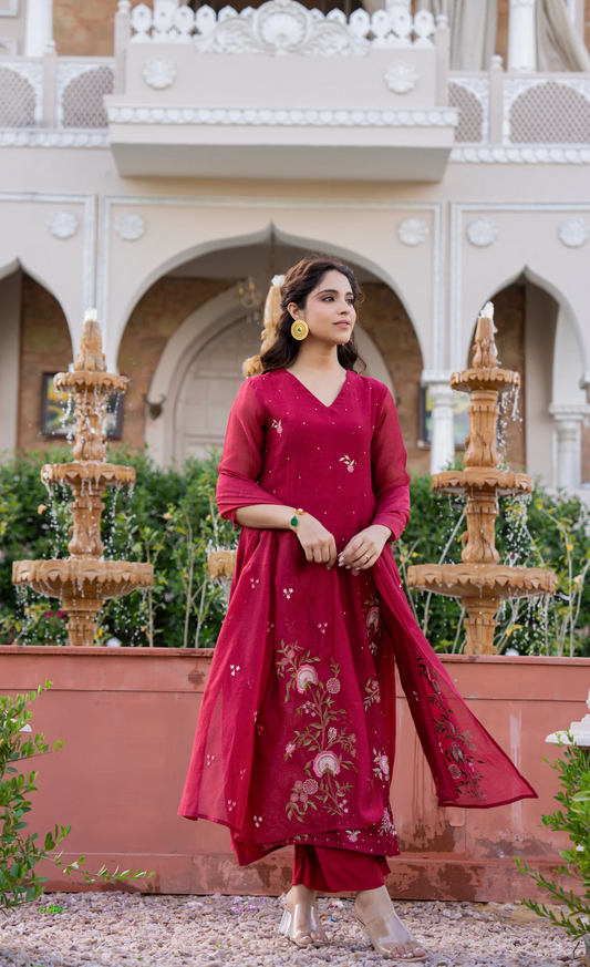 Crimson Mul Chanderi Thread Embroidered Anarkali Suit Set