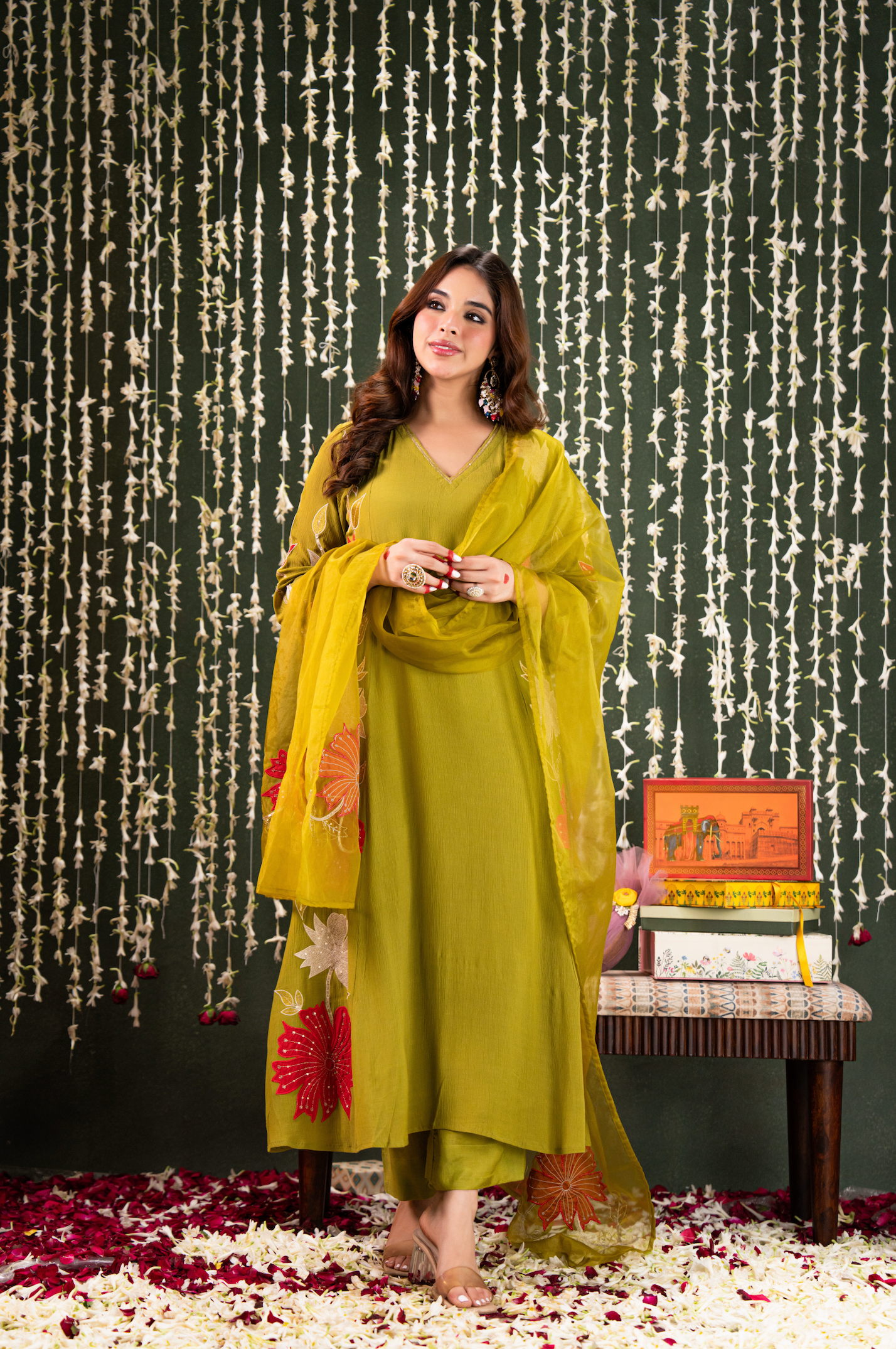 Olive Crush Chanderi Embroidered Applique Work Suit Set