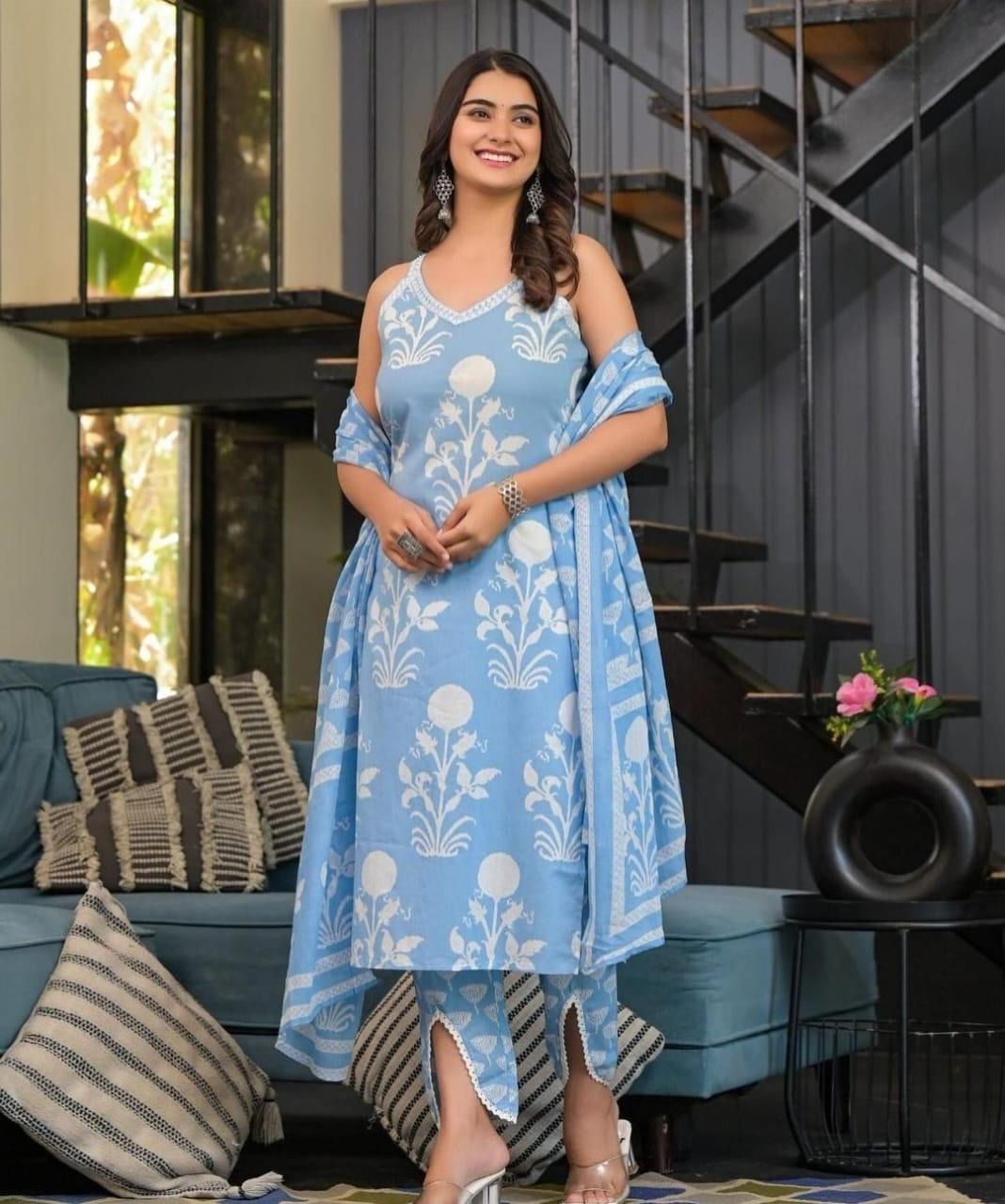 Cotton Floral Printed  Cut Sleeve Kurti Pant With Duptta