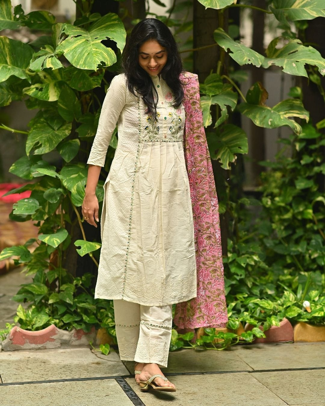 Cotton Dobby Self zikzak & Schiffli Kurta Pant WIth Dupatta