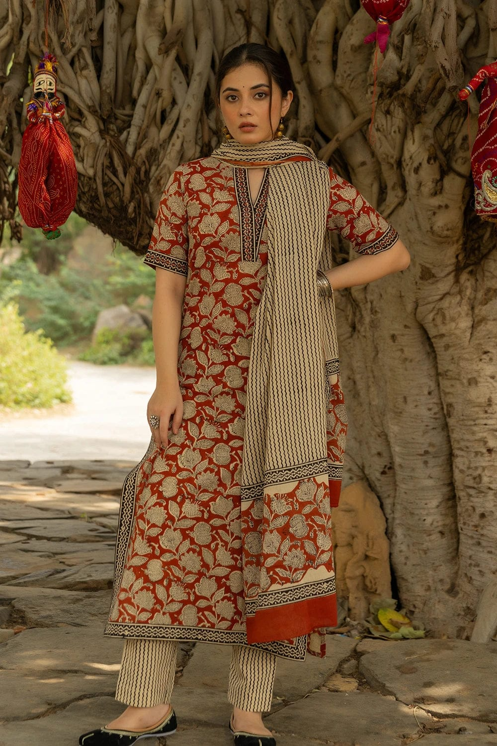 Red Bagru Hand Block Printed Cotton Kurta Pant & Dupatta Set