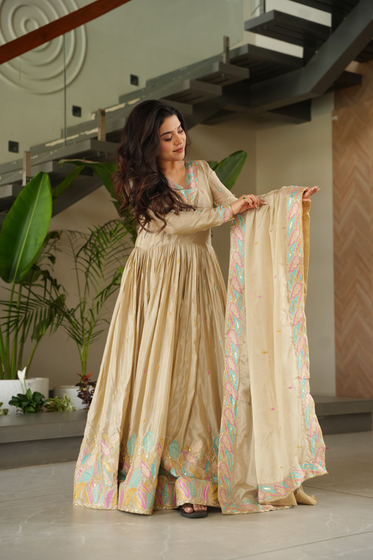 Off White Chinnon  Thread Embroidered Gown (Set of 2)