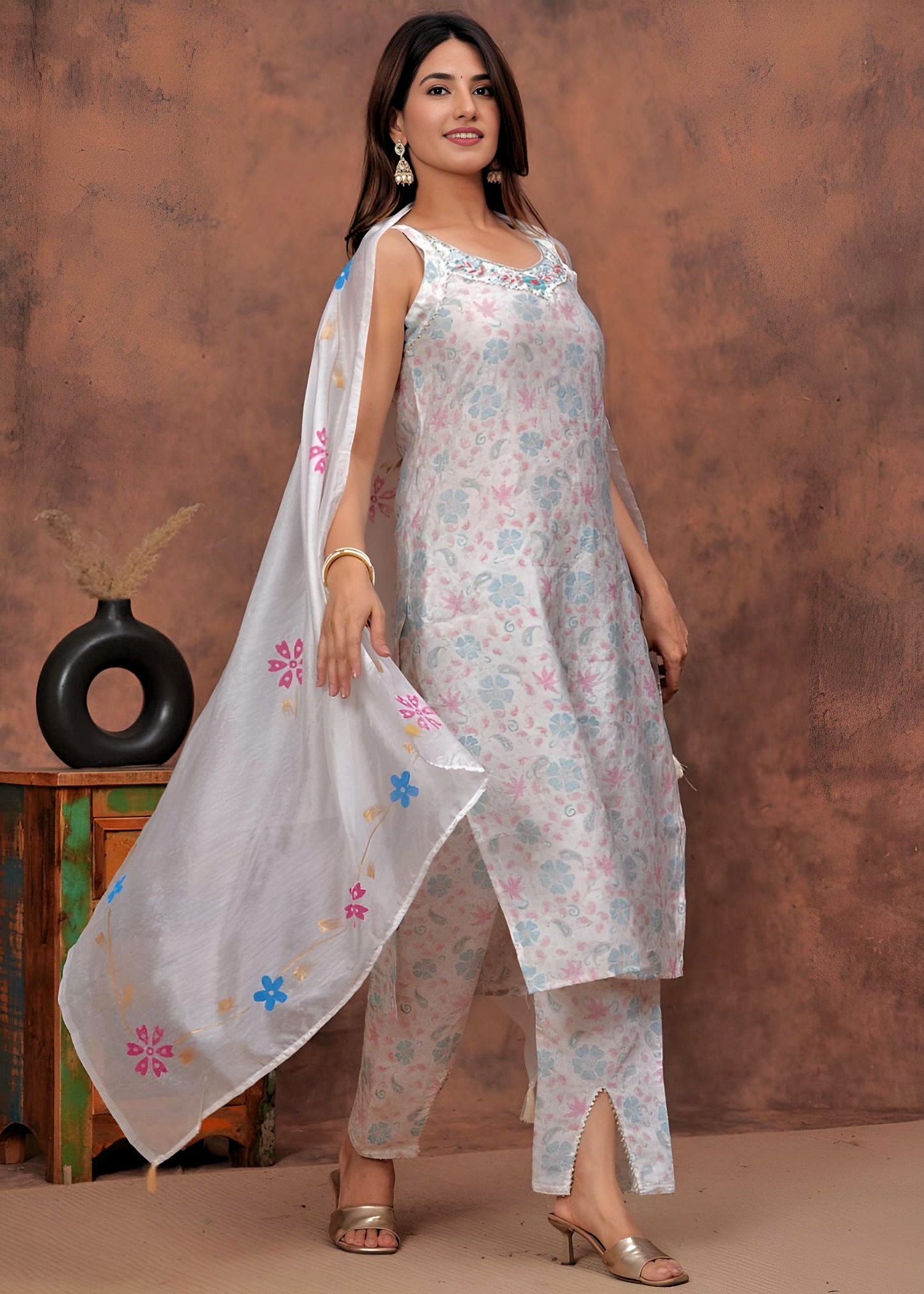 Muslin Digital Foil Printed Thread & Dabka Moti Work Kurti Pant Wiith Dupatta