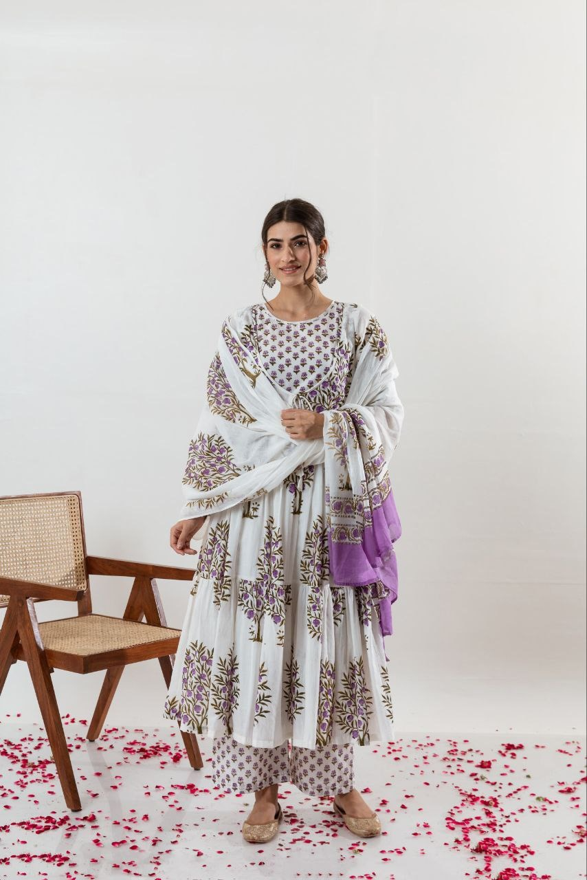 Lavender Anar Printed Gathered Kurta With With Tie Up Details With Palazzo